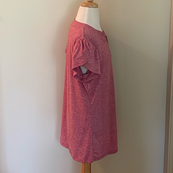 For Sale~EUC Woman’s Small Pink Colored Ruffled Short Sleeve V~Neck T~Shirt - Picture 5 of 7